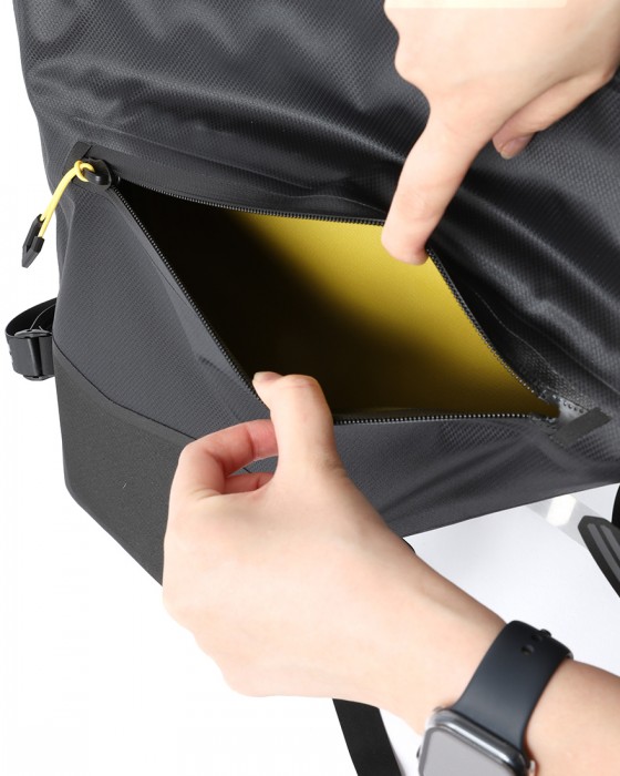 APIDURAフルフレームバッグ【NEW EXPEDITION FULL FRAME PACK /10L】21l