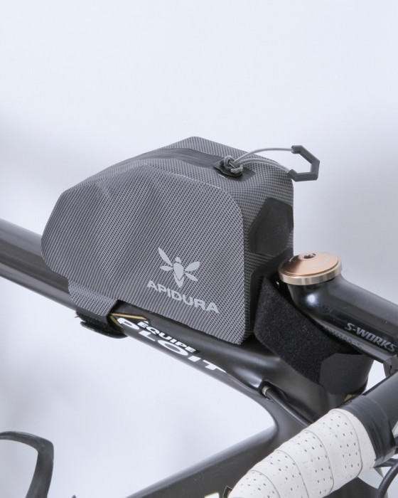 APIDURAトップチューブバッグ 0.5L【EXPEDITION TOP TUBE PACK/ レギュラー】09l