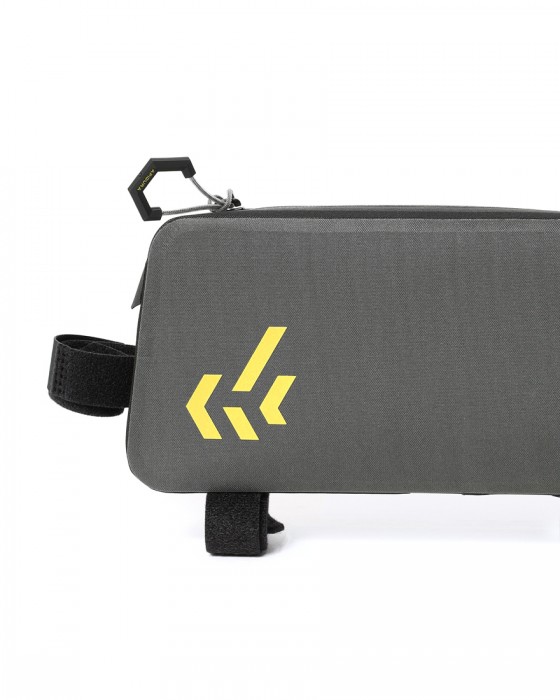APIDURAロングトップチューブバッグ 1.8L【BACKCOUNTRY LONG TOP TUBE PACK】10l