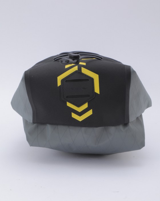 APIDURAサドルバッグ 6L【BACKCOUNTRY SADDLE PACK 6L】06l