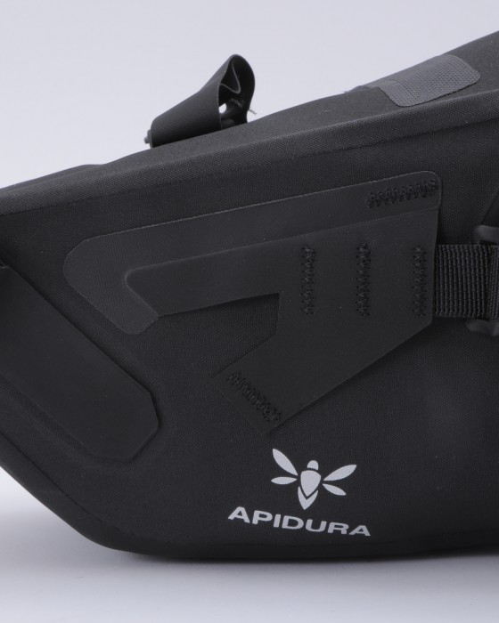 APIDURAサドルバッグ 6L【BACKCOUNTRY SADDLE PACK 6L】14l