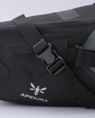 APIDURAサドルバッグ 6L【BACKCOUNTRY SADDLE PACK 6L】mb_09l