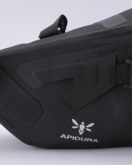 APIDURAサドルバッグ 6L【BACKCOUNTRY SADDLE PACK 6L】mb_14l