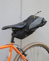APIDURAサドルバッグ 6L【BACKCOUNTRY SADDLE PACK 6L】mb_24l