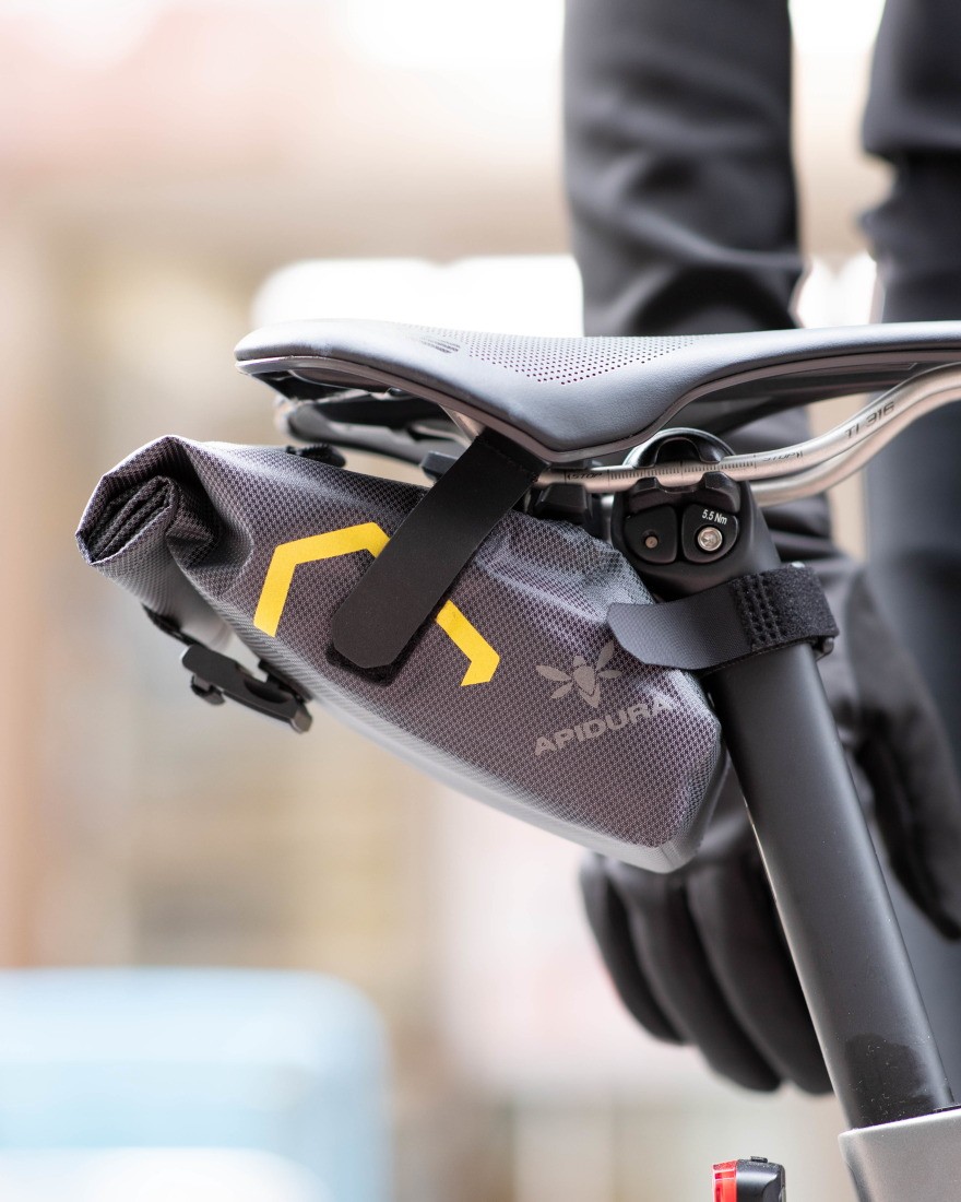 APIDURAサドルバッグ【EXPEDITION TOOL PACK 1L】01l