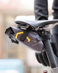 APIDURAサドルバッグ【EXPEDITION TOOL PACK 1L】mb_01l