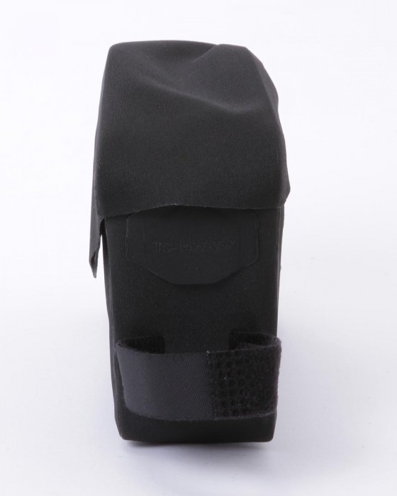 APIDURAトップチューブバッグ 0.5L【RACING TOP TUBE PACK 0.5L】04l