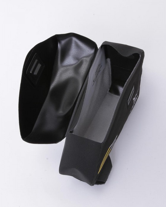 APIDURAトップチューブバッグ 0.5L【RACING TOP TUBE PACK 0.5L】14l