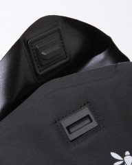 APIDURAトップチューブバッグ 0.5L【RACING TOP TUBE PACK 0.5L】mb_13l