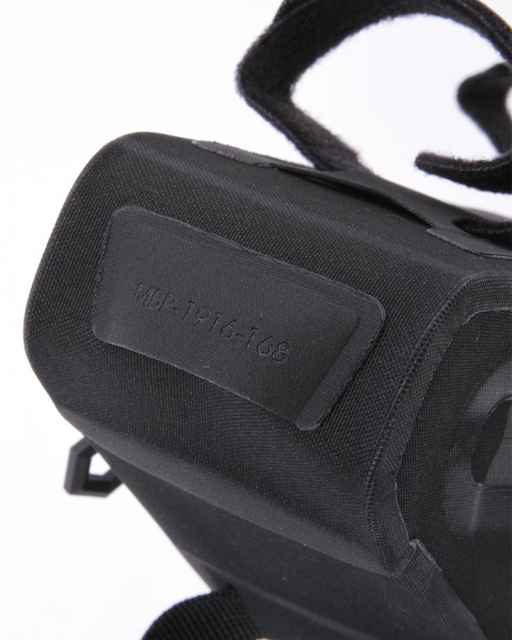APIDURAフレームバッグ 1L【BACKCOUNTRY FRAME PACK 1L】12l