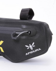 APIDURAフレームバッグ 1L【BACKCOUNTRY FRAME PACK 1L】mb_07l