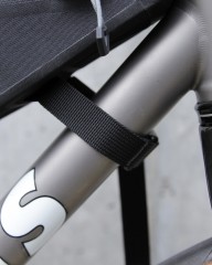 APIDURAフレームバッグ 1L【BACKCOUNTRY FRAME PACK 1L】mb_22l