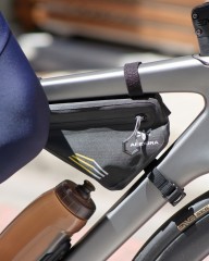 APIDURAフレームバッグ【RACING FRAME PACK 1L】mb_25l