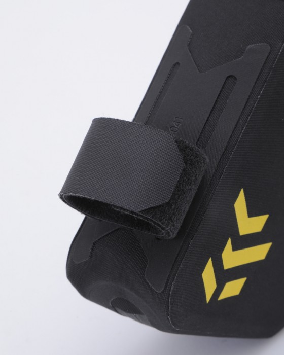 APIDURAリアトップチューブバッグ 1L【BACKCOUNTRY REAR TOP TUBE PACK】09l