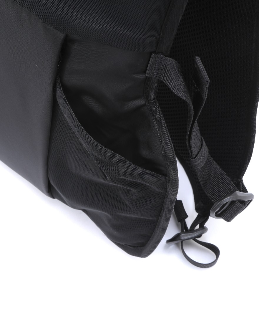 POCバックパックベスト【COLUMN VPD BACKPACK VEST】23l