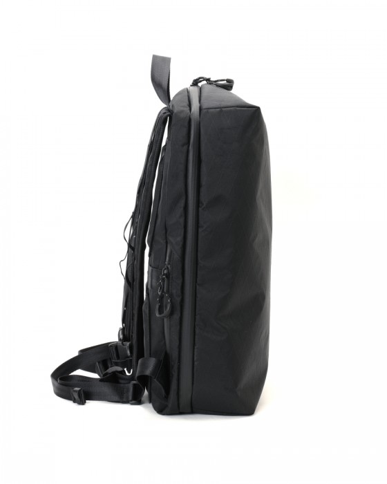 berufスクウェアトラベルデイパック【GEARED LINE/URBAN EXPLORER X-PAC/16L】03l