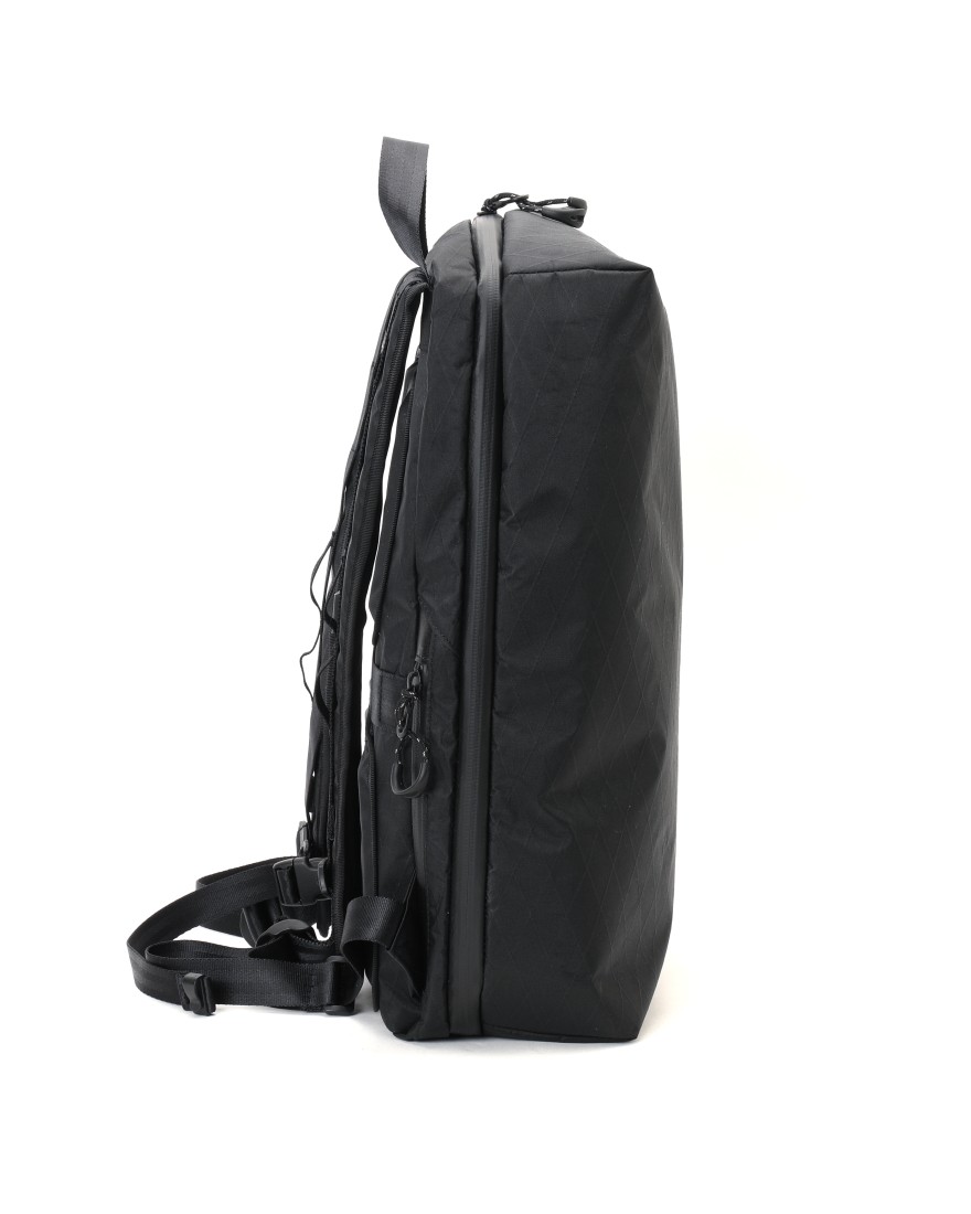 berufスクウェアトラベルデイパック【GEARED LINE/URBAN EXPLORER X-PAC/16L】03l