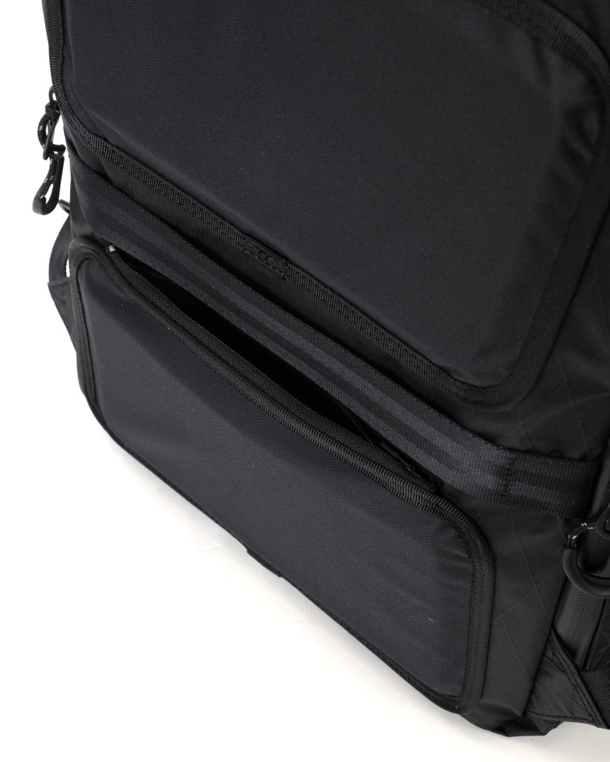 berufスクウェアトラベルデイパック【GEARED LINE/URBAN EXPLORER X-PAC/16L】07l