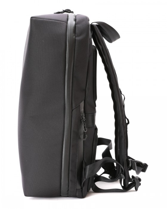 berufスクウェアトラベルデイパック 豊岡鞄®【URBAN EXPLORER 16 Ballistic Hollofil AIR™】02l