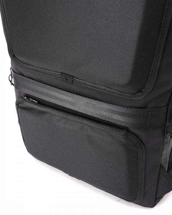 berufスクウェアトラベルデイパック 豊岡鞄®【URBAN EXPLORER 16 Ballistic Hollofil AIR™】16l