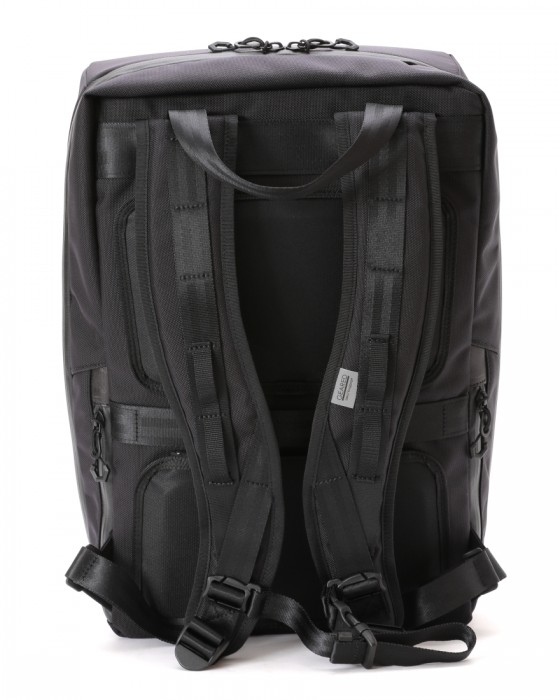 berufスクウェアトラベルデイパック 豊岡鞄®【URBAN EXPLORER 20 Ballistic Hollofil AIR™】04l