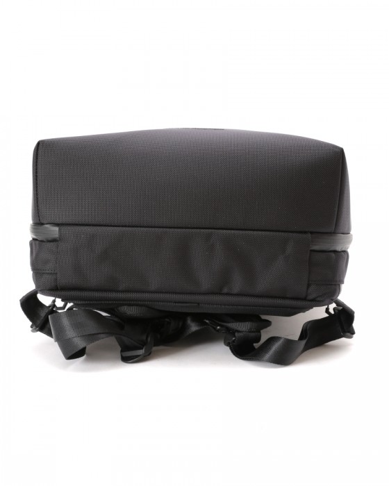 berufスクウェアトラベルデイパック 豊岡鞄®【URBAN EXPLORER 20 Ballistic Hollofil AIR™】05l