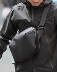 berufスリングパック 豊岡鞄®【URBAN EXPLORER 6.0 Ballistic Hollofil AIR™】mb_23l