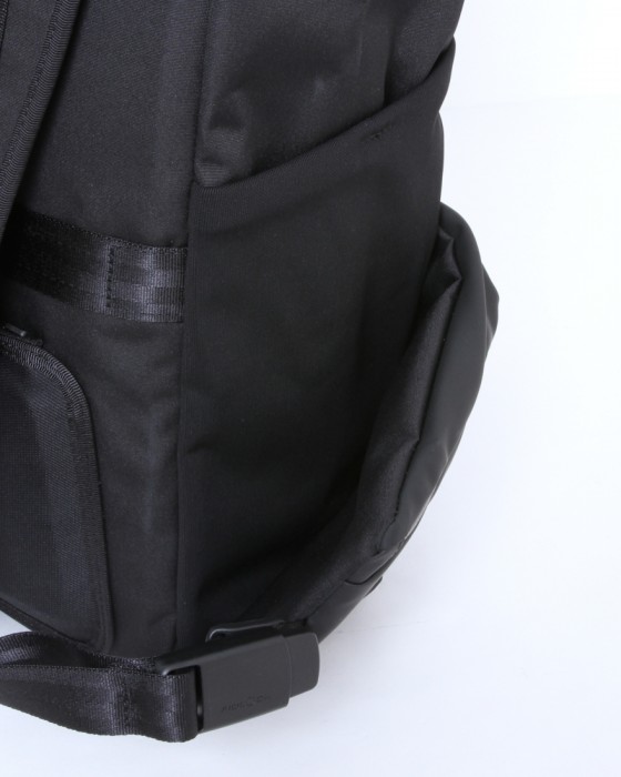 berufノマドワーカー バックパック【NOMAD 30+】07l