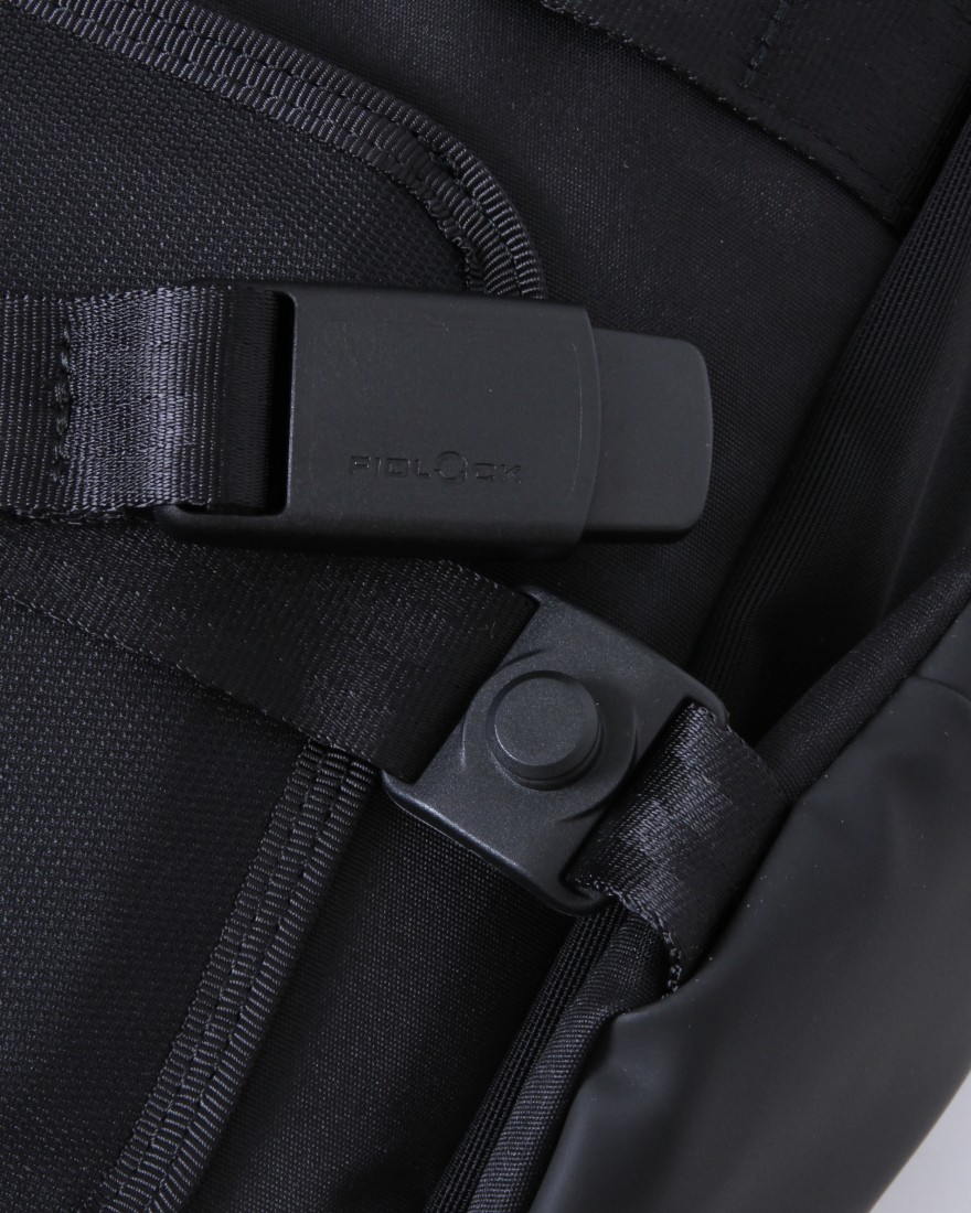 ノマドワーカー バックパック【NOMAD 30+】｜beruf（ベルーフ