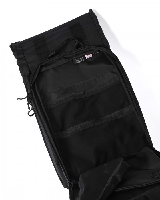 beruf容量可変バックパック【ULTIMATE 30+】22l