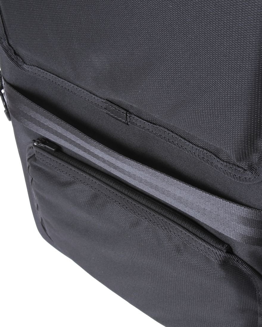 berufスクウェアトラベルデイパック【GEARED LINE/URBAN EXPLORER DURON/20L】15l