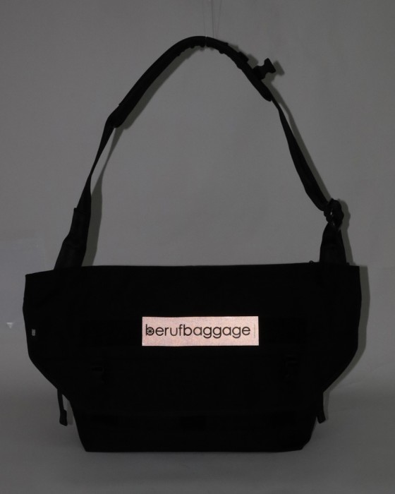beruf baggageメッセンジャーバッグ L【HOBO 26 MESSENGER BAG LARGE/beruf baggage LOGO（ロゴ）】08l