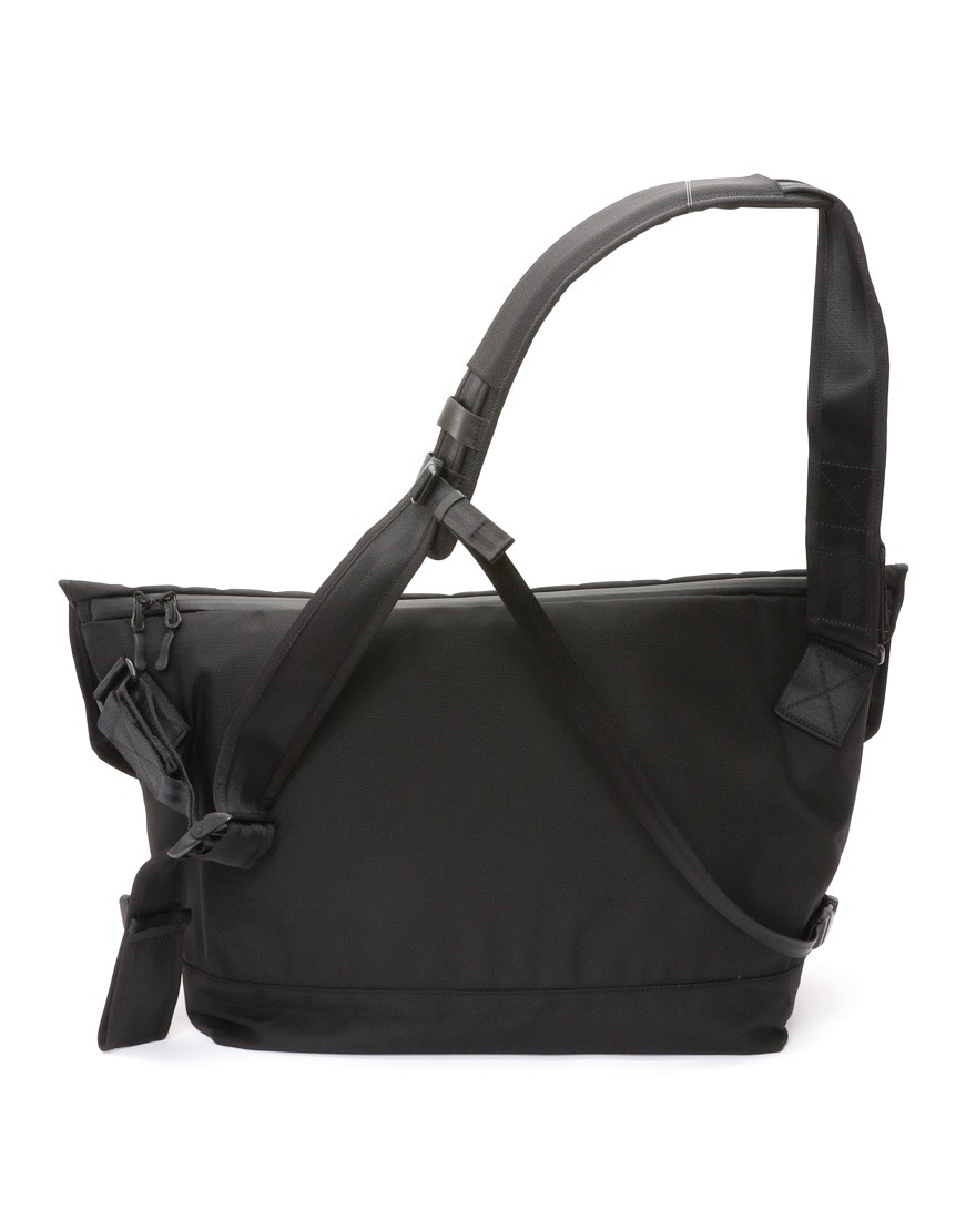 beruf baggageメッセンジャーバッグ L【HOBO 26 MESSENGER BAG LARGE/beruf baggage LOGO（ロゴ）】09l