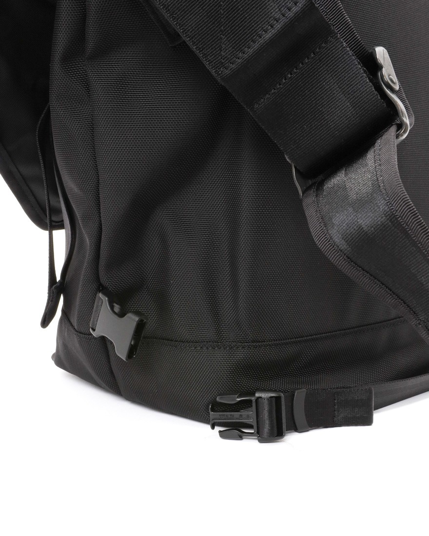 beruf baggageメッセンジャーバッグ L【HOBO 26 MESSENGER BAG LARGE/beruf baggage LOGO（ロゴ）】17l