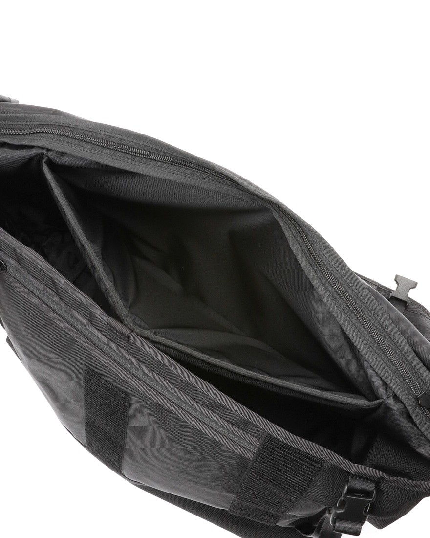 beruf baggageメッセンジャーバッグ L【HOBO 26 MESSENGER BAG LARGE/beruf baggage LOGO（ロゴ）】26l
