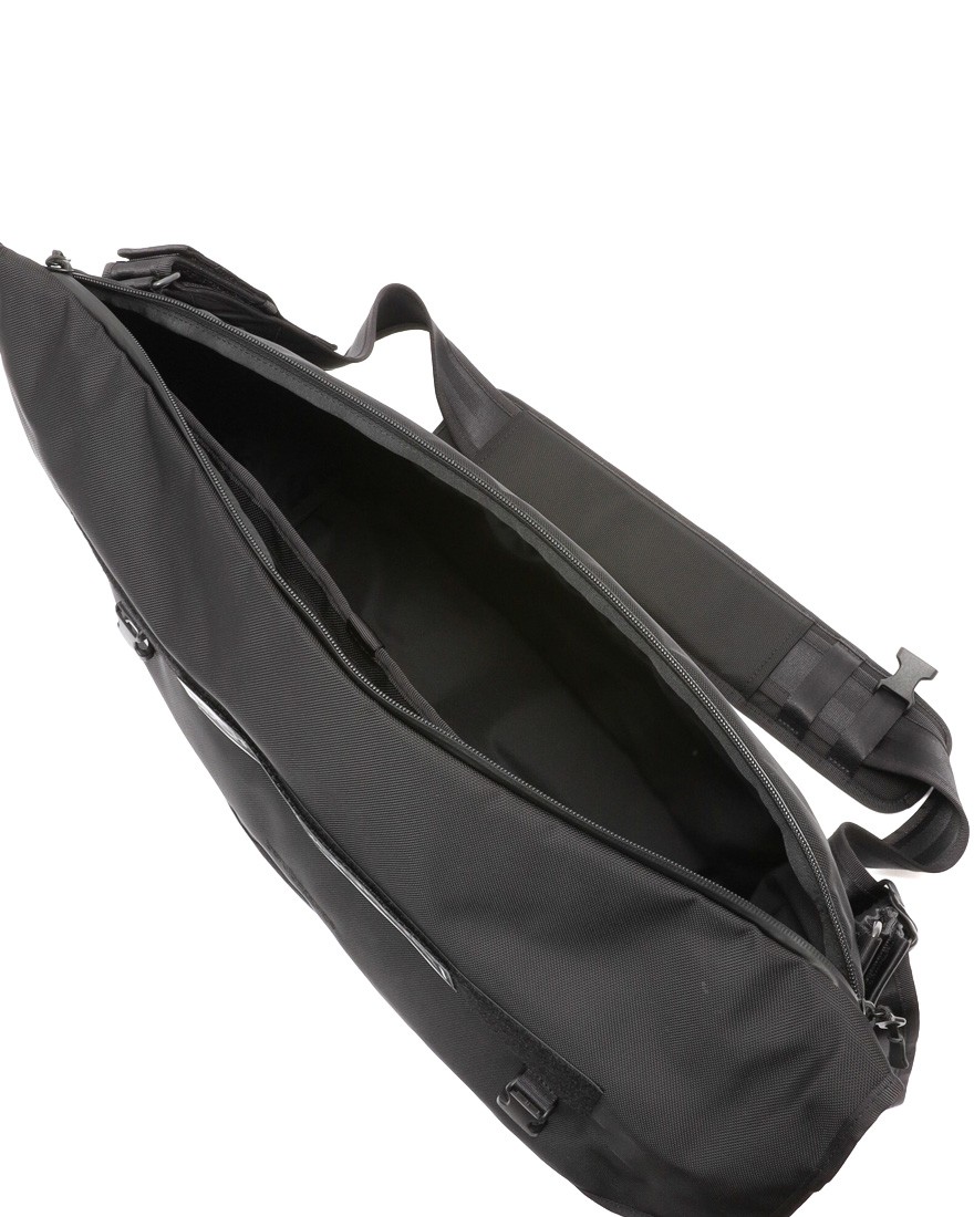 beruf baggageメッセンジャーバッグ L【HOBO 26 MESSENGER BAG LARGE/beruf baggage LOGO（ロゴ）】27l