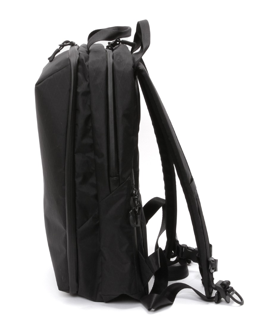berufスクウェアトラベルデイパック【URBAN EXPLORER NARROW 17L X-pac®】02l