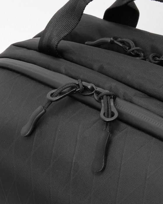 berufスクウェアトラベルデイパック【URBAN EXPLORER NARROW 17L X-pac®】07l