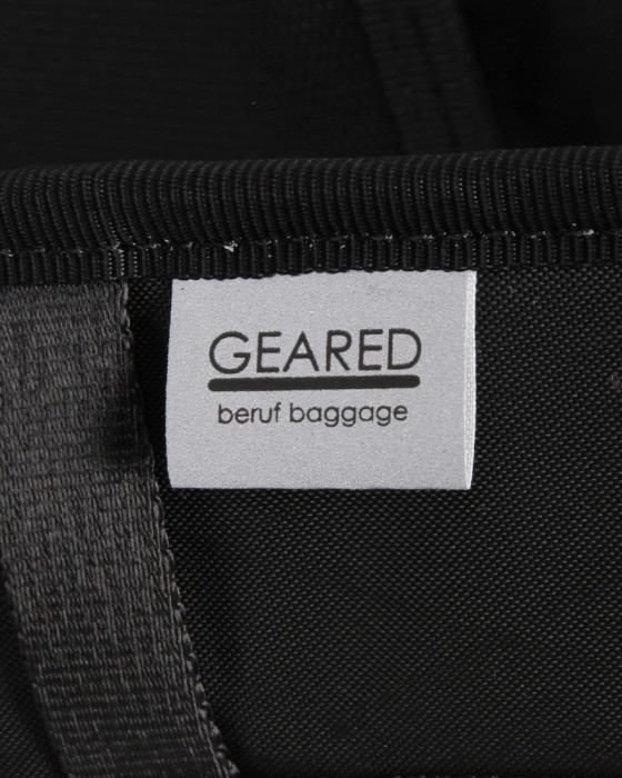 berufスクウェアトラベルデイパック【URBAN EXPLORER NARROW 17L X-pac®】10l