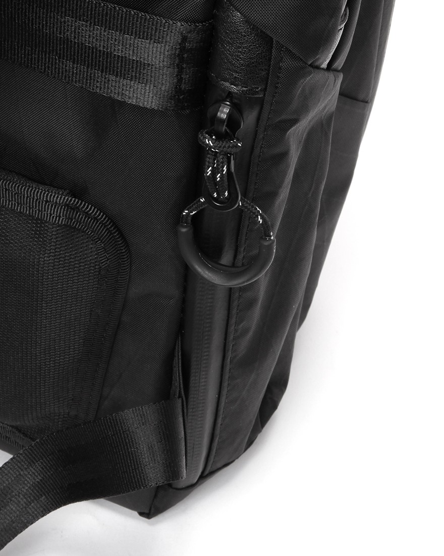 berufスクウェアトラベルデイパック【URBAN EXPLORER NARROW 17L X-pac®】12l