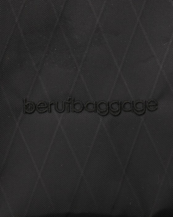 berufスクウェアトラベルデイパック【URBAN EXPLORER NARROW 17L X-pac®】14l