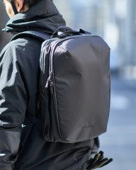 beruf baggageスクウェアトラベルデイパック【URBAN EXPLORER NARROW 17L X-pac®】mb_30l