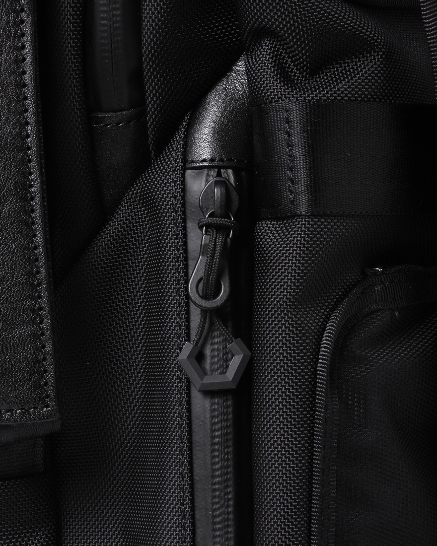 beruf2WAYバックパック【URBAN COMMUTER 2WAY BACKPACK 2 20L】21l