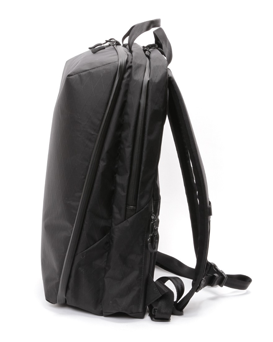 beruf スクウェアトラベルデイパック【URBAN EXPLORER PRO 24L X-pac®】02l