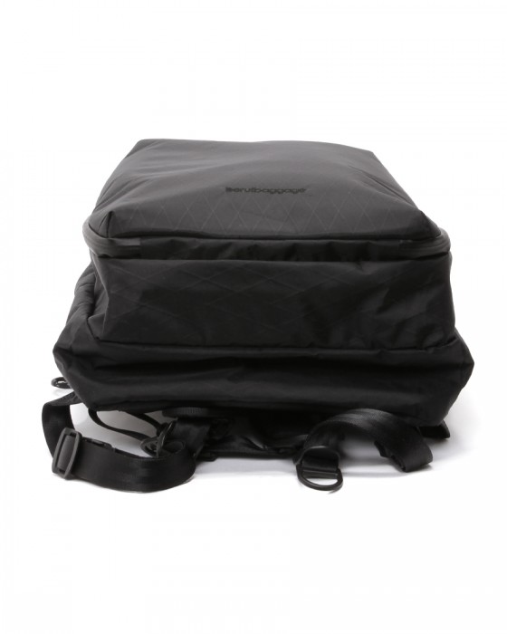 beruf スクウェアトラベルデイパック【URBAN EXPLORER PRO 24L X-pac®】06l