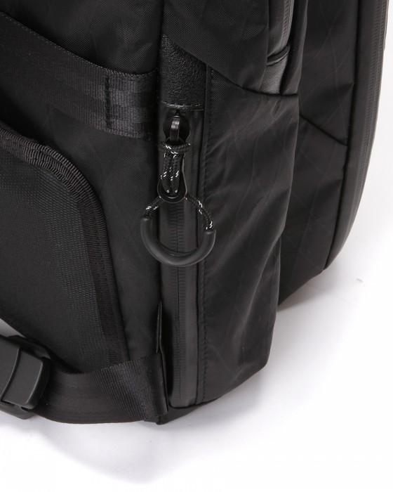 beruf スクウェアトラベルデイパック【URBAN EXPLORER PRO 24L X-pac®】11l