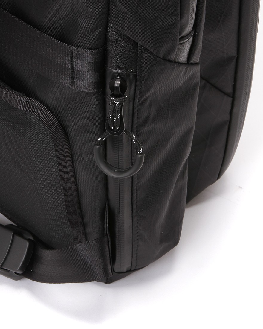 beruf スクウェアトラベルデイパック【URBAN EXPLORER PRO 24L X-pac®】11l