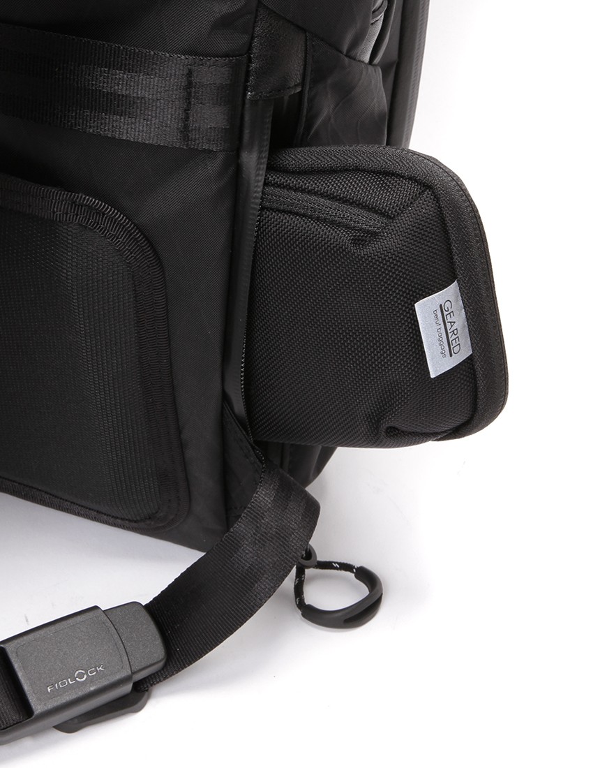 beruf スクウェアトラベルデイパック【URBAN EXPLORER PRO 24L X-pac®】12l