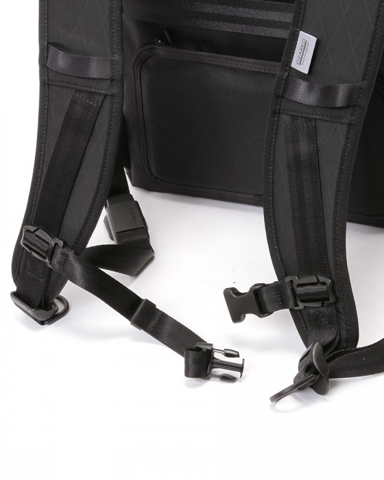 beruf スクウェアトラベルデイパック【URBAN EXPLORER PRO 24L X-pac®】13l