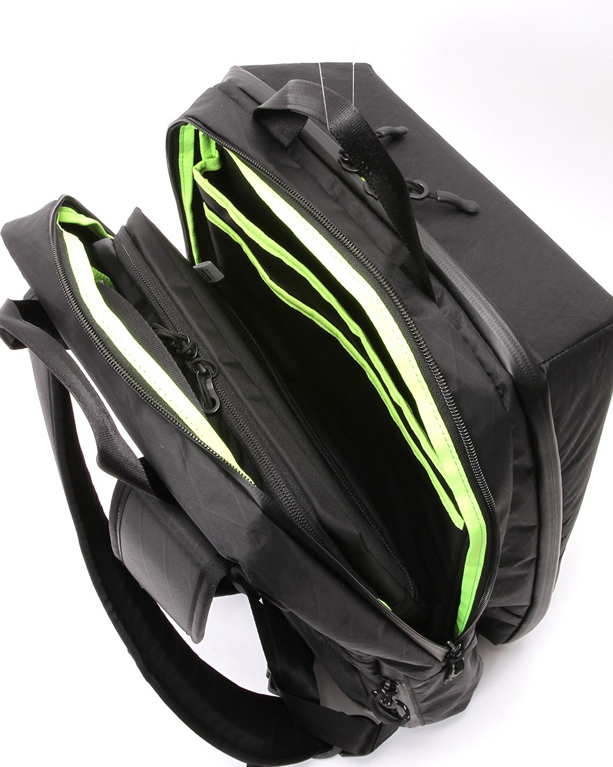 beruf スクウェアトラベルデイパック【URBAN EXPLORER PRO 24L X-pac®】23l